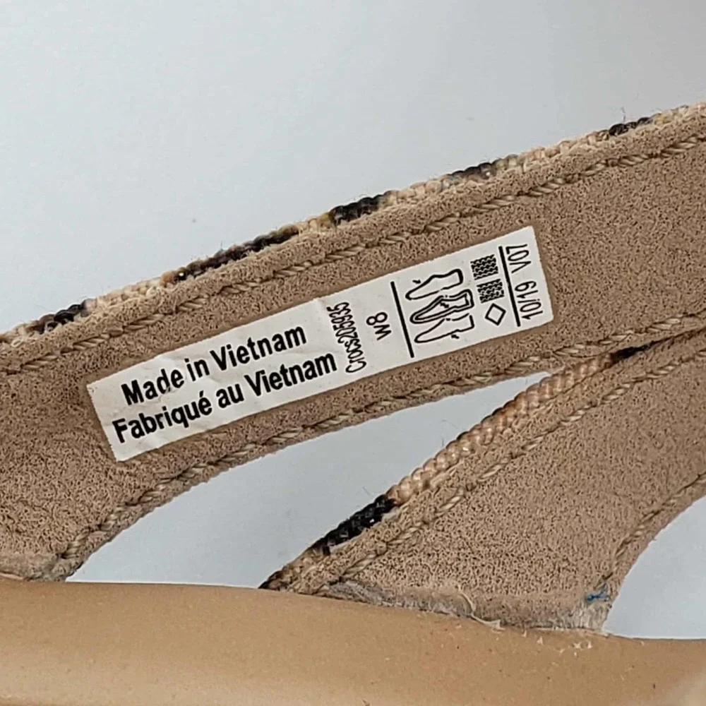 Crocs Capri Leopard Print Strappy Sandals Women's Size 8 Tan Comfort Flip Flop - Picture 6 of 8